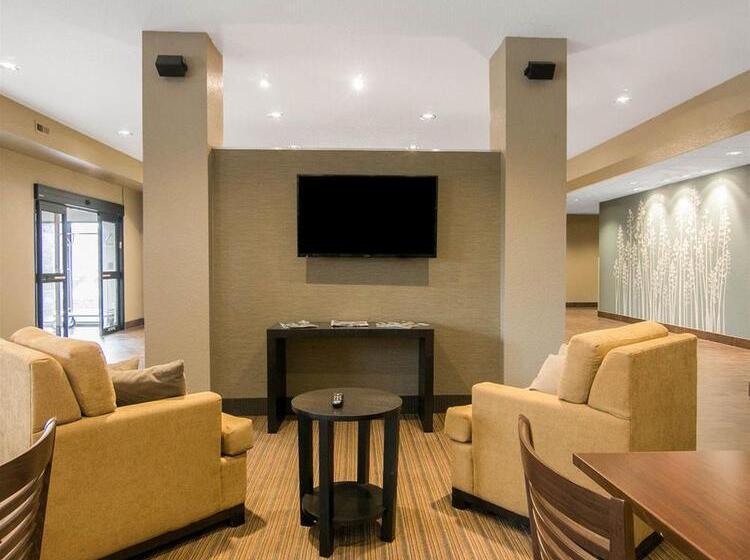 هتل Sleep Inn & Suites Fort Dodge