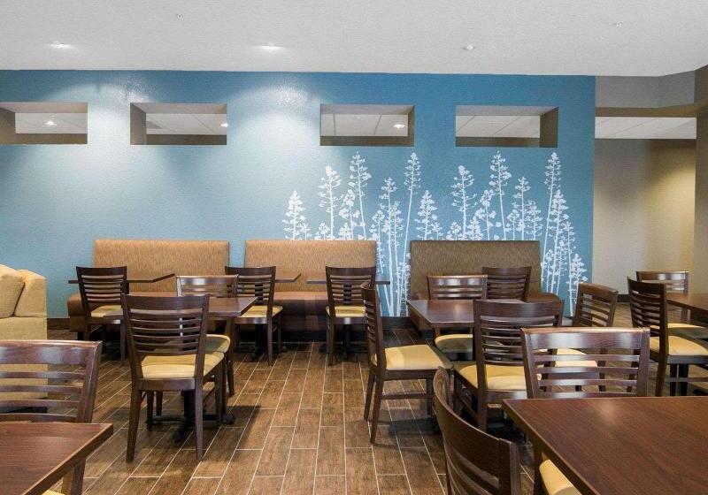 هتل Sleep Inn & Suites Fort Dodge