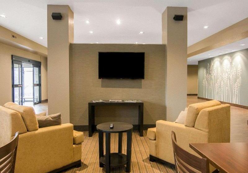 هتل Sleep Inn & Suites Fort Dodge