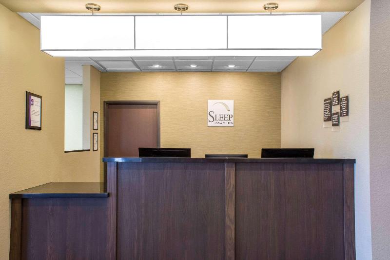هتل Sleep Inn & Suites Fort Dodge