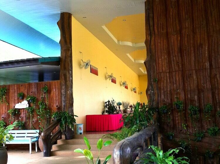 فندق Suanphet Riverview Resort