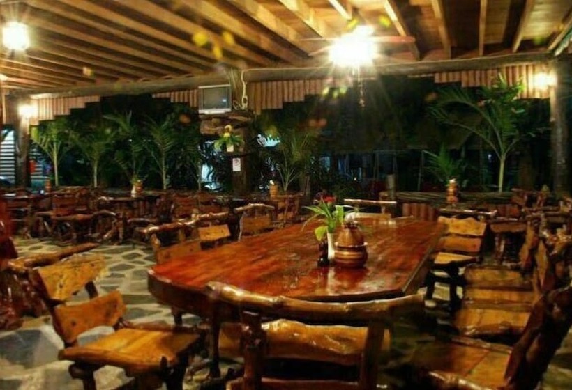 فندق Suanphet Riverview Resort
