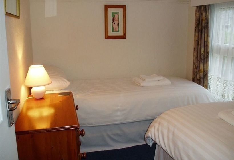 酒店 The Four Poster