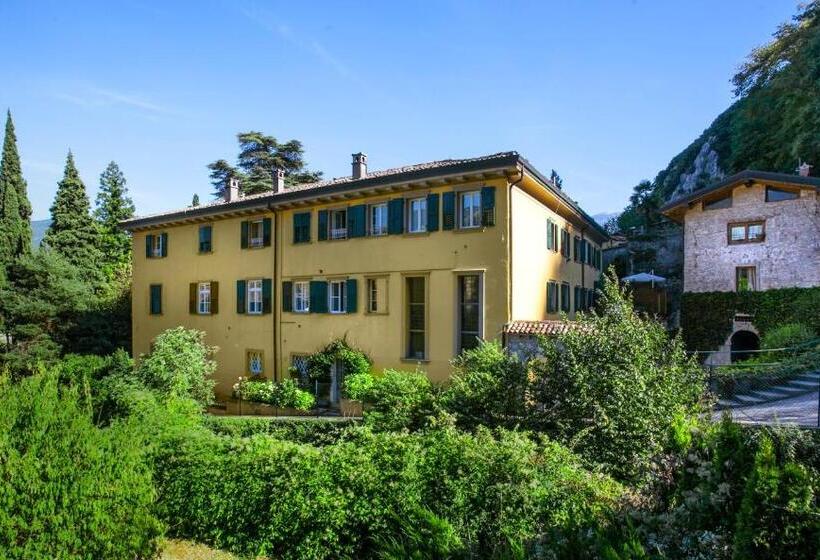 هتل Villa Angelica