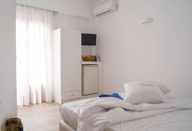 هتل Villa Galinia