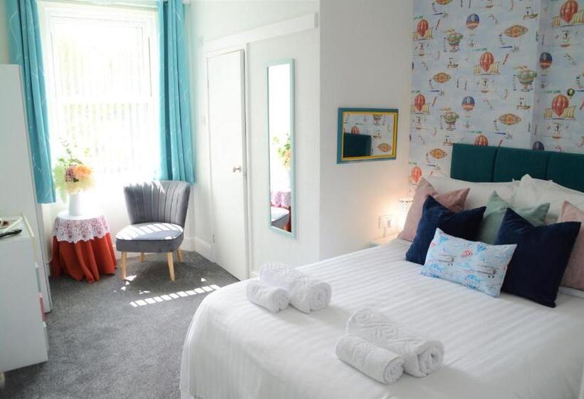 بنسيون St Edmunds Guest House