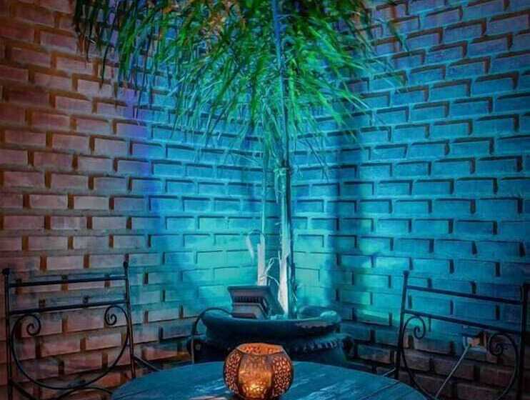 Riad Salam 40