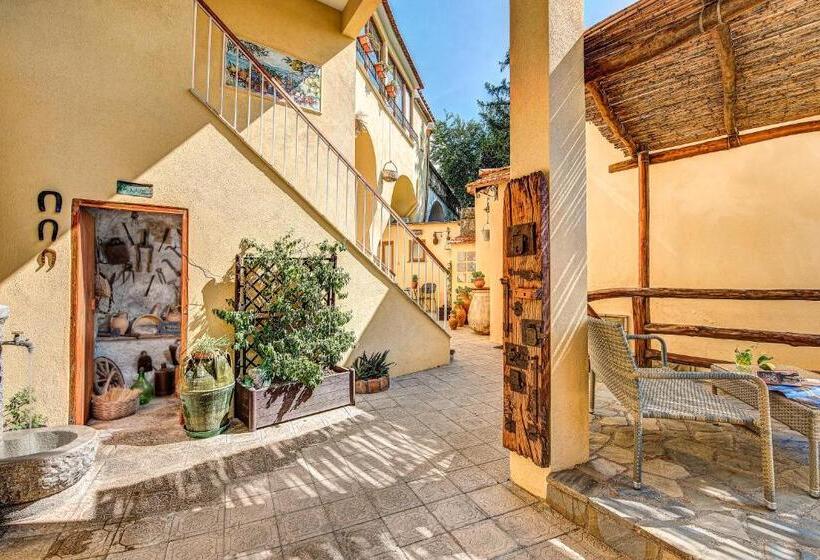 تختخواب و صبحانه Casa Nannina