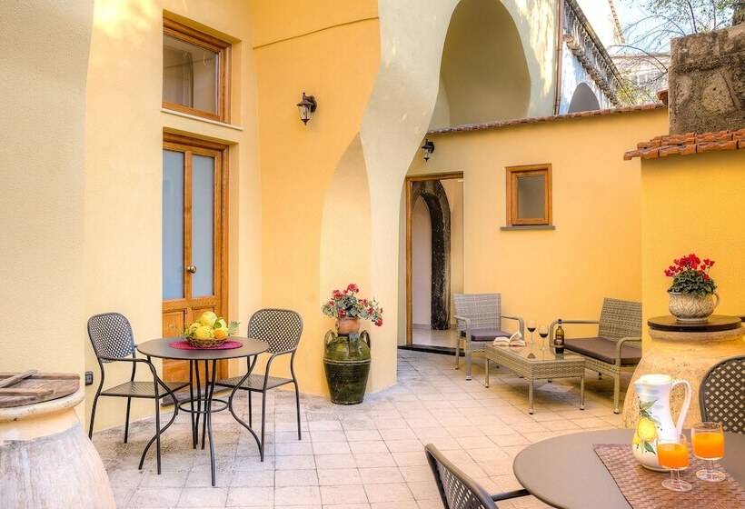 تختخواب و صبحانه Casa Nannina