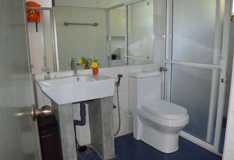 تختخواب و صبحانه Feel Beach Villa