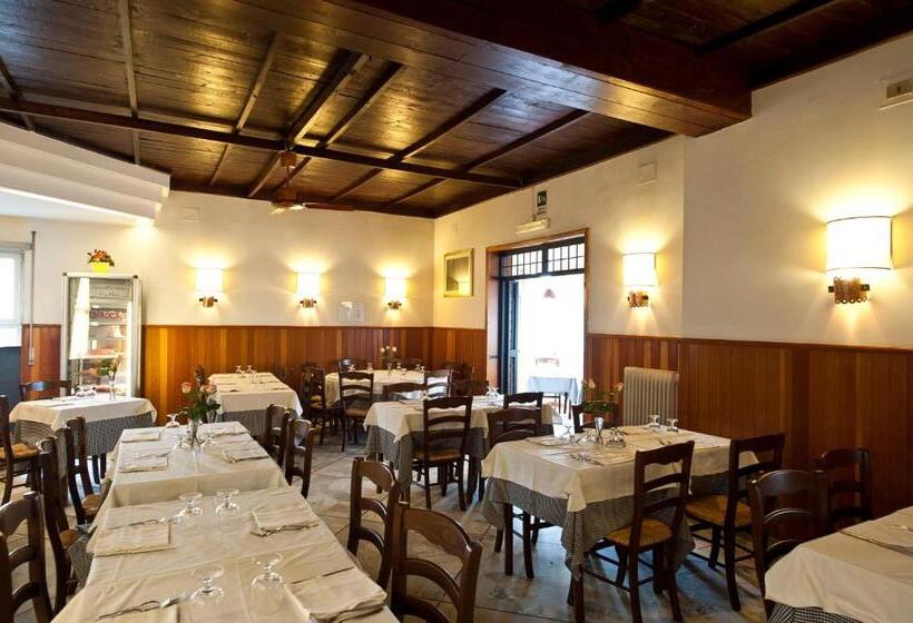 Fotos del hotel 4 Pini:  10