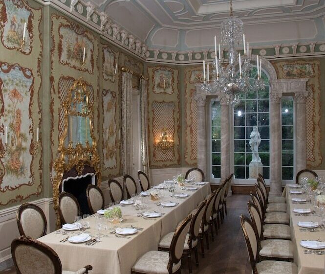 هتل Albemarle Estate At Trump Winery