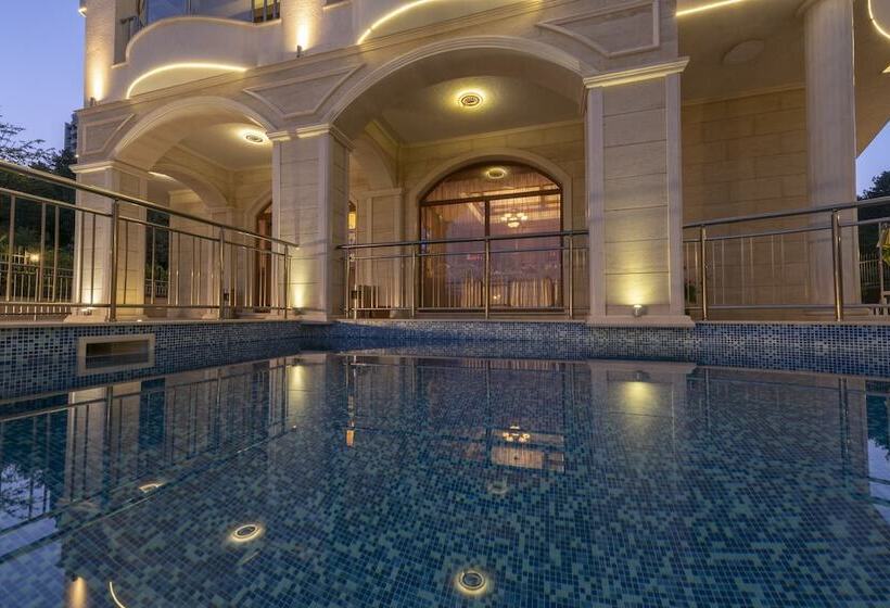 هتل Aqua View Spa Boutique