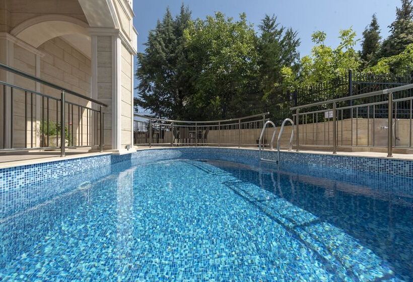 هتل Aqua View Spa Boutique