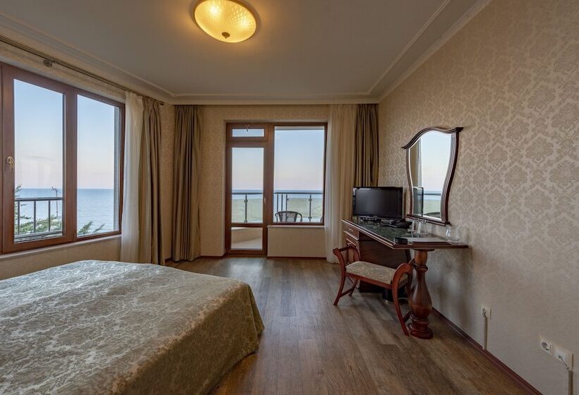 هتل Aqua View Spa Boutique