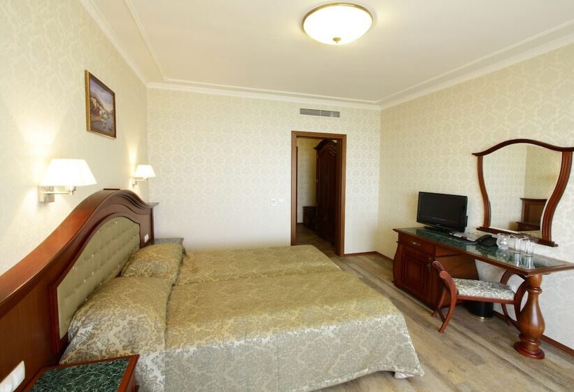 هتل Aqua View Spa Boutique