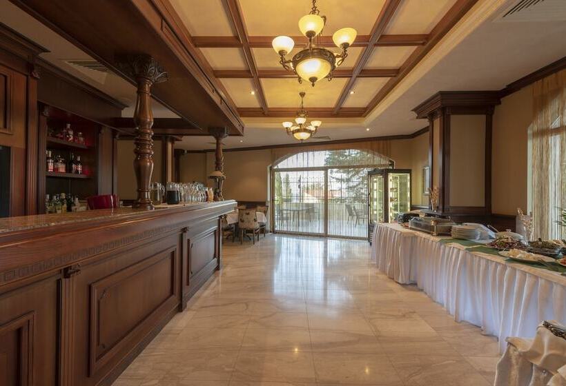 هتل Aqua View Spa Boutique