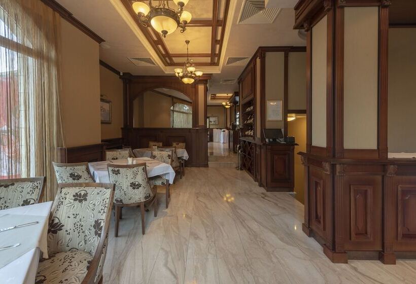 هتل Aqua View Spa Boutique