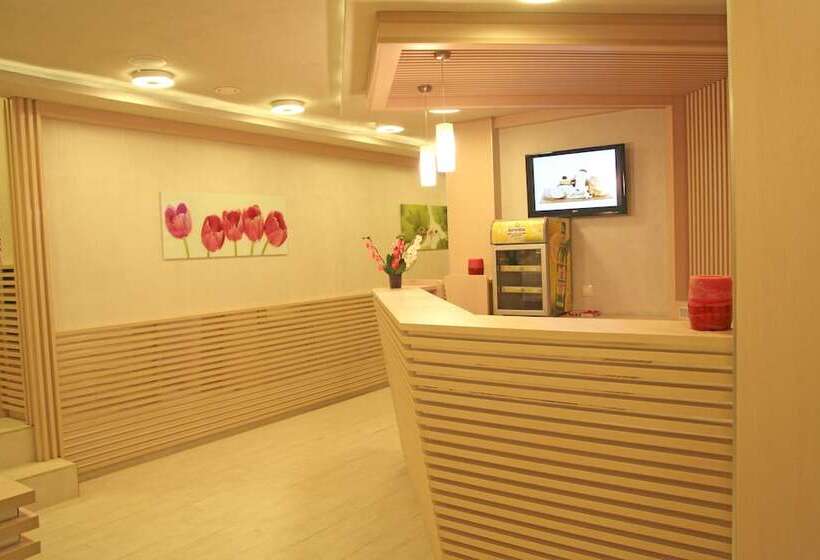 هتل Aqua View Spa Boutique