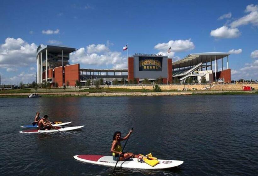 هتل Candlewood Suites Waco, An Ihg
