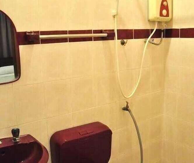 هتل Galaxy Inn