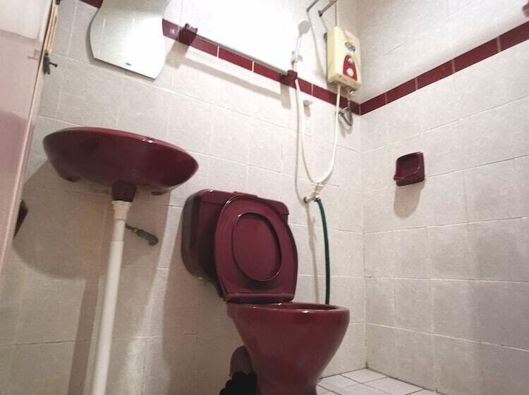 هتل Galaxy Inn