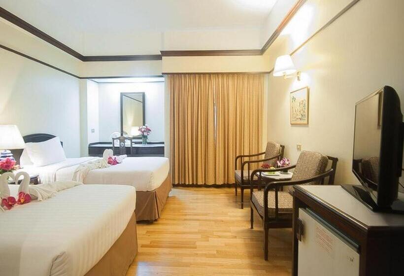 هتل Grand Plaza
