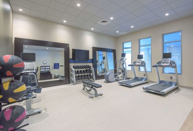 호텔 Hampton Inn & Suites Worcester