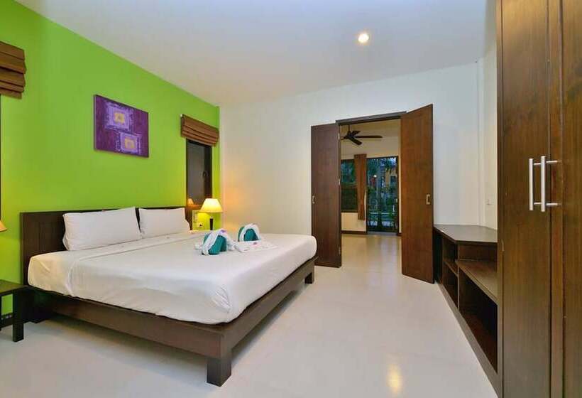 هتل Happy Cottage