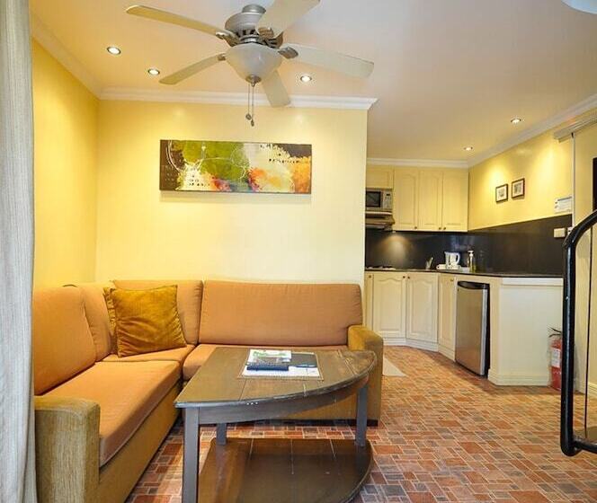 酒店 Nirvana Beach Resort