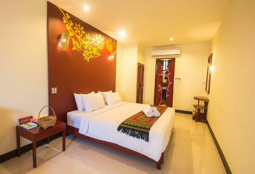 هتل Sasidara Resort Nan