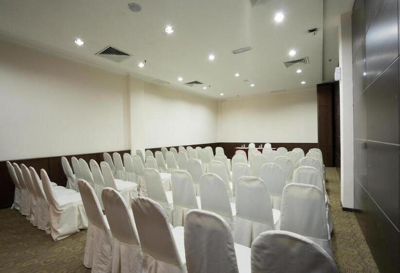 Th Hotel Kelana Jaya