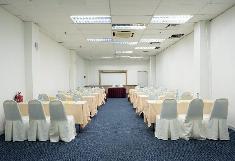 Th Hotel Kelana Jaya