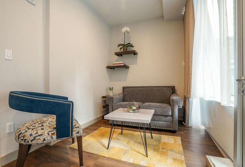 Fotos del hotel The Bernic Hotel New York City,tapestry Collection By Hilton:  47