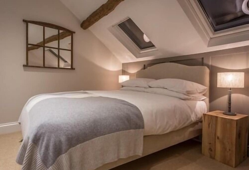 هتل The Redan Inn