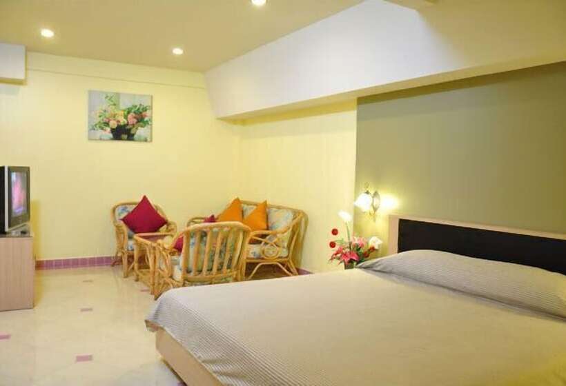 هتل Tj Guesthouse
