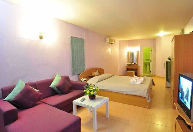 هتل Tj Guesthouse
