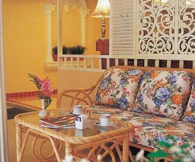هتل Tj Guesthouse