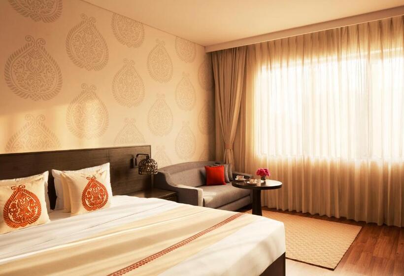 هتل Vivanta Guwahati