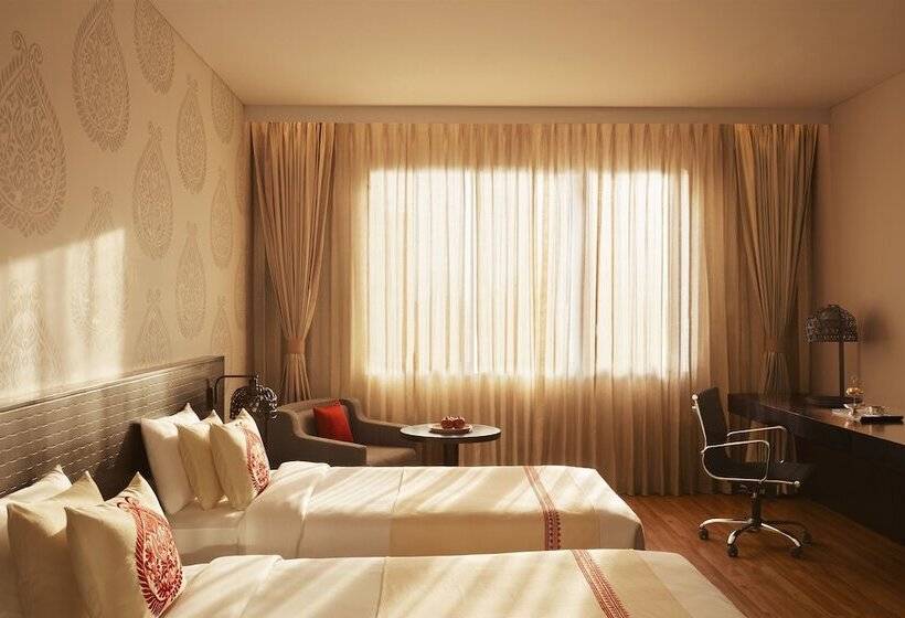 هتل Vivanta Guwahati