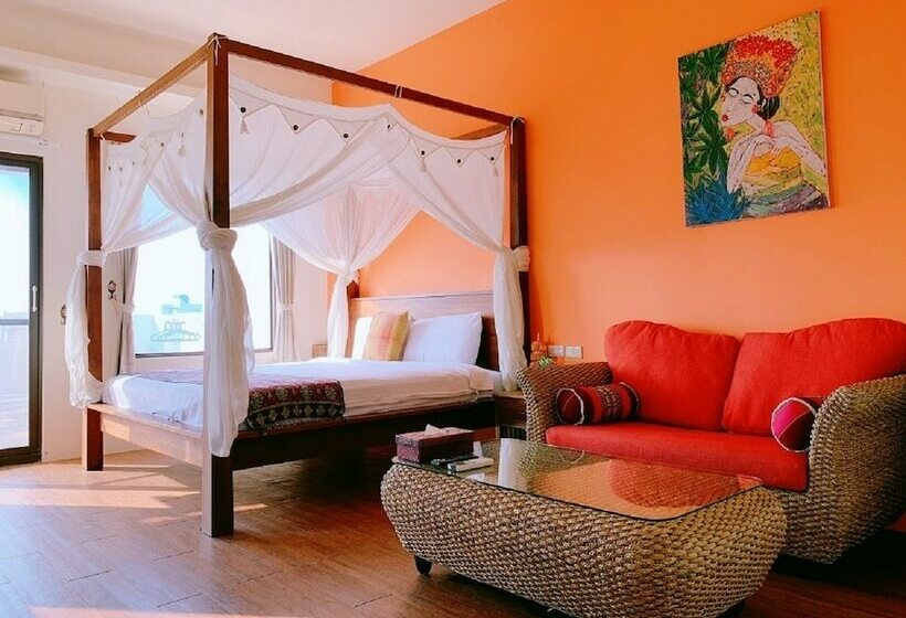 تختخواب و صبحانه Ibali Hostel