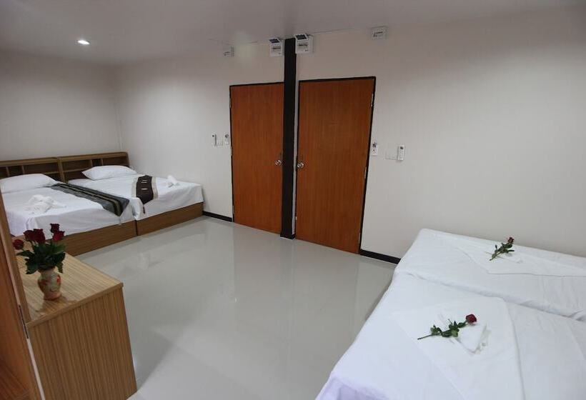 פנסיון B Place Guesthouse