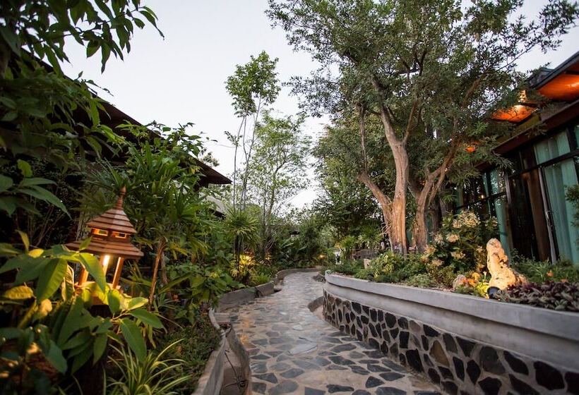پانسیون Foresto Sukhothai Guesthome