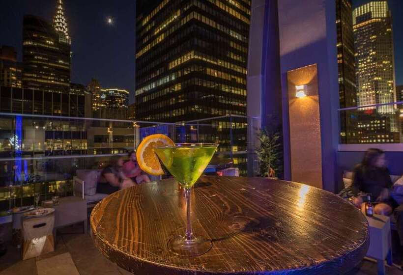 Fotos del hotel The Bernic Hotel New York City,tapestry Collection By Hilton:  8