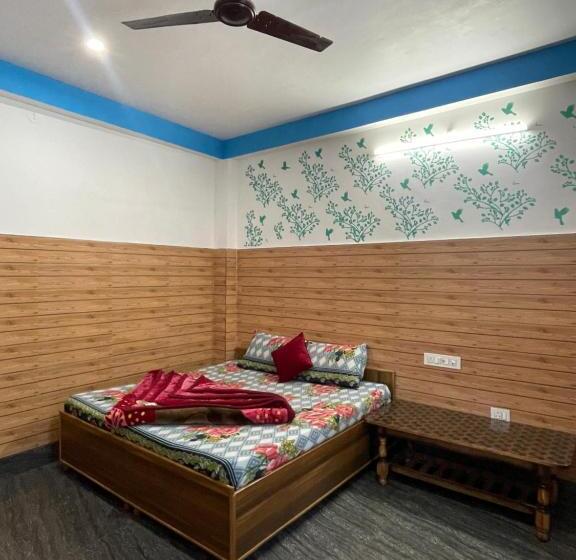فندق صغير Chojh Inn Guest House