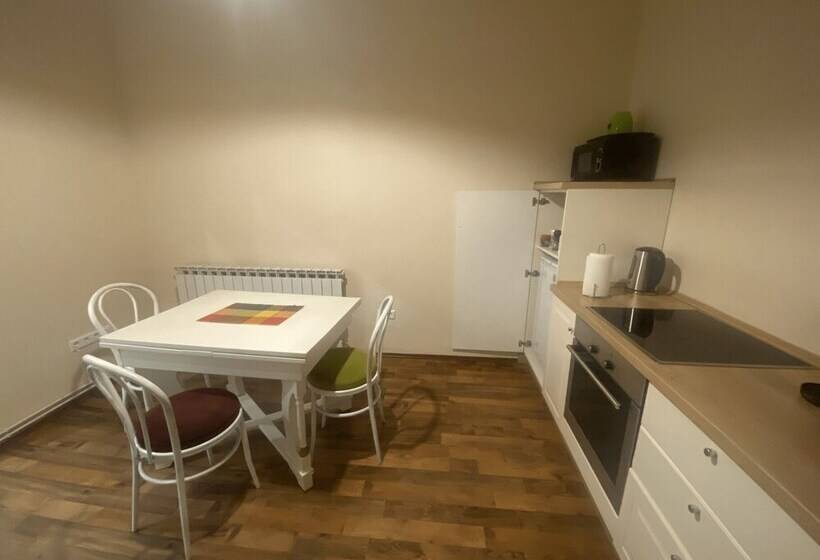 Fg Boutique Hostel