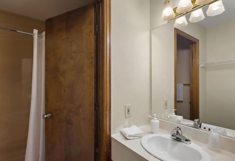 ホテル South Side Inn Burlington