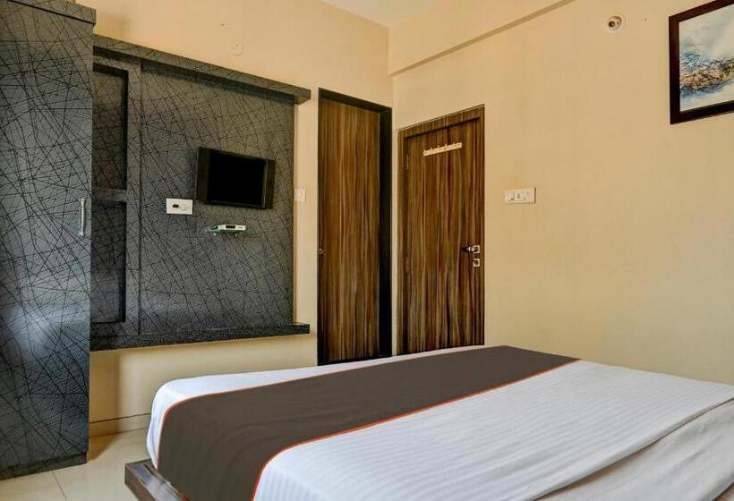 בית מלון כפרי Fab Sai Shangrilla