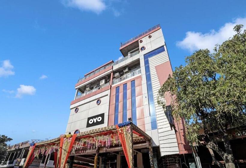 호텔 Oyo Flagship 80914 S L Galxy