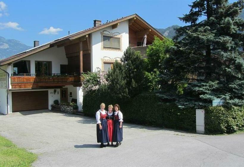 Bed and Breakfast Haus Hager